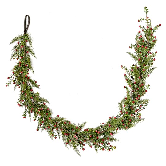 69" Boxwood & Berry Artificial Christmas Garland